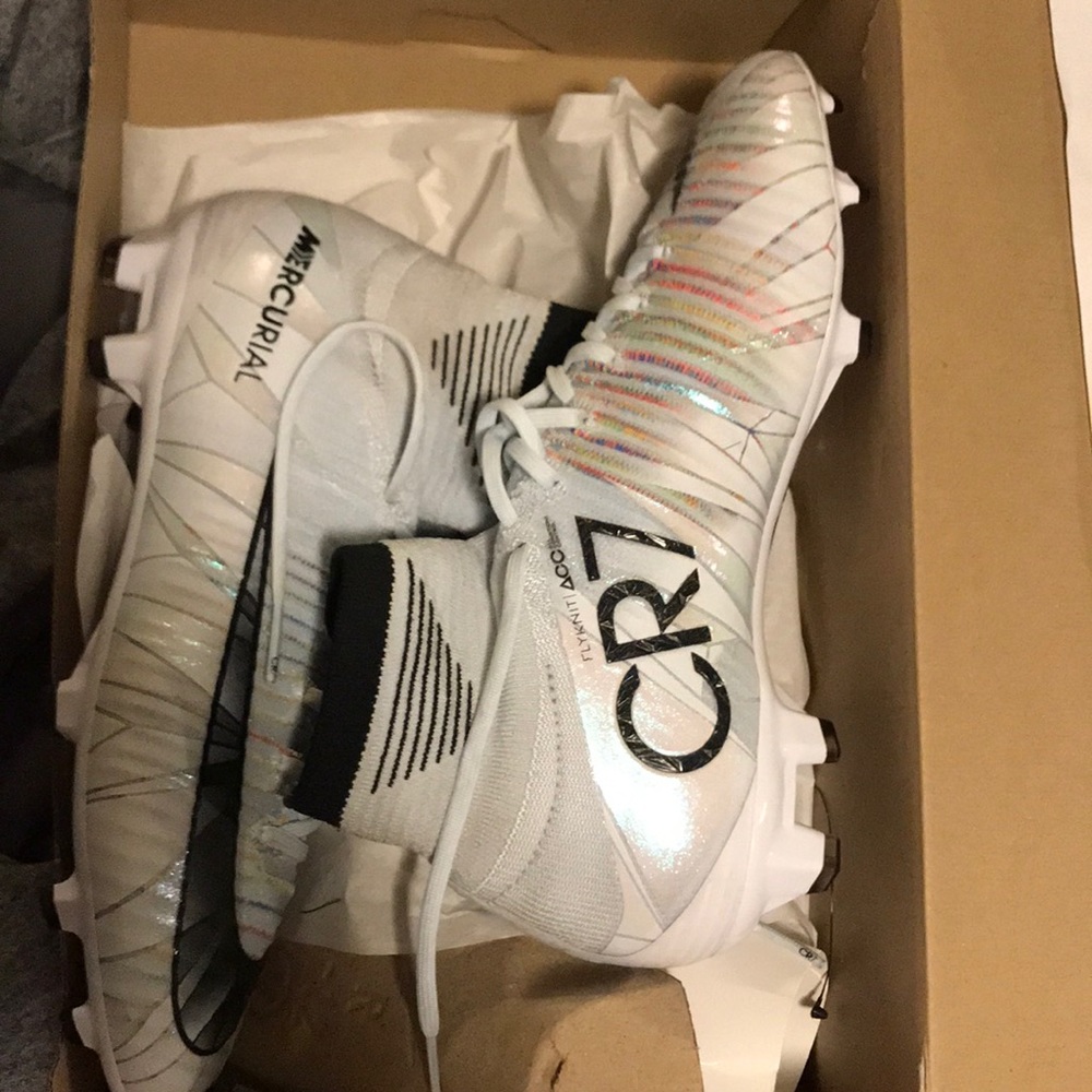 soccer cleats. worn once